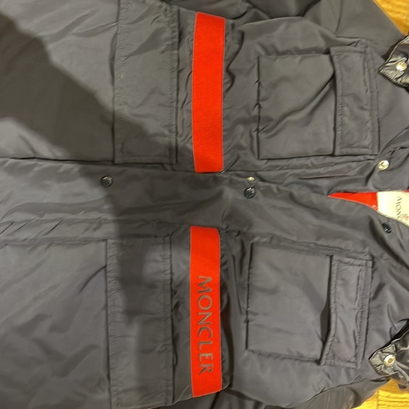 Moncler kids winter puffer jacket - Picture 2 of 8